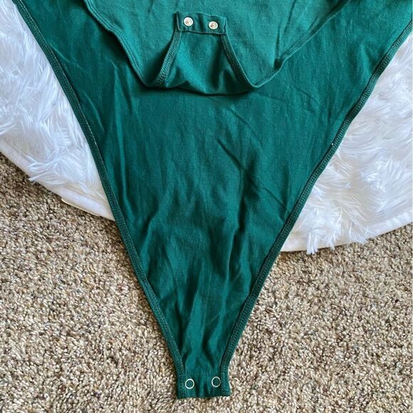 Fashion Nova Bodysuit Green One Piece Womens Size 3X New No Tag - Picture 4 of 7